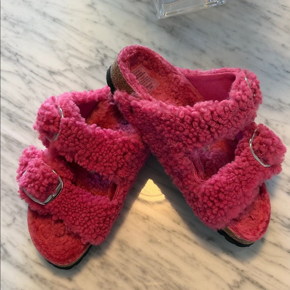 Birkenstock Women’s Pink Fuzzy Arizona Sandals - Picture 5 of 7